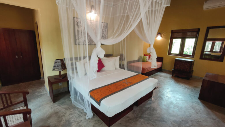 Deluxe quadruple room
