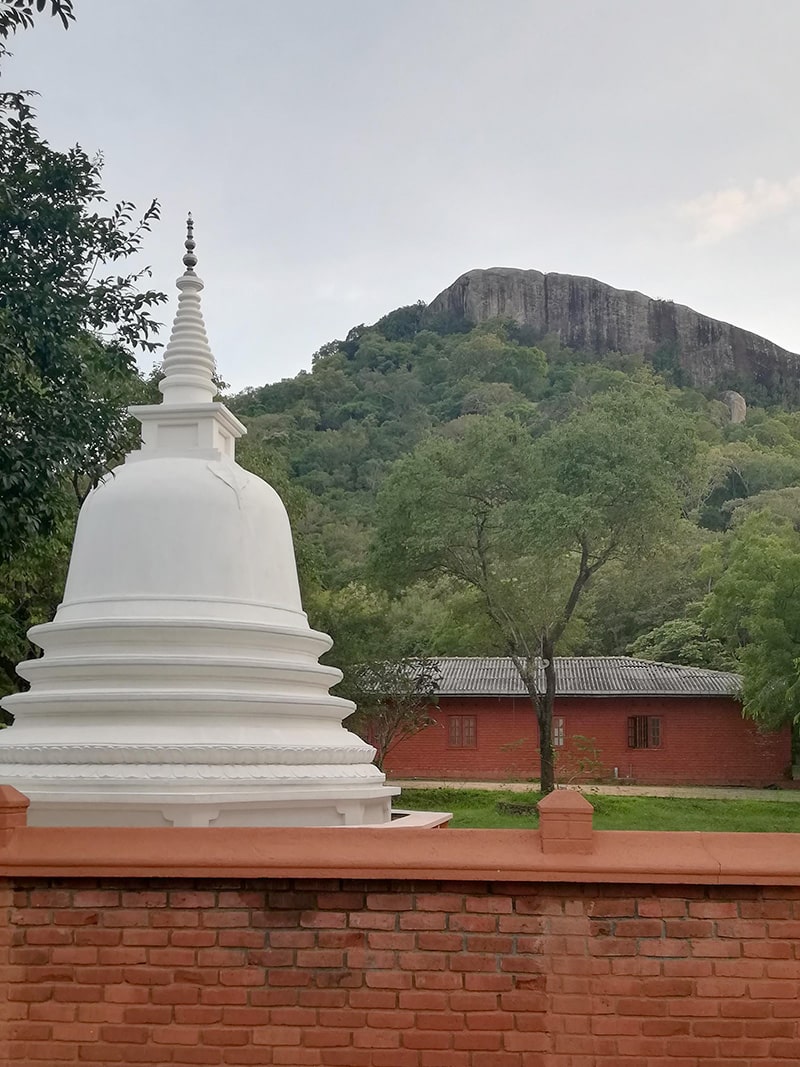 Pidurangala rock